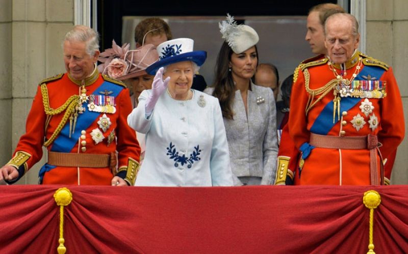 Britânico pede 'respeito' em dia de funeral da rainha e é