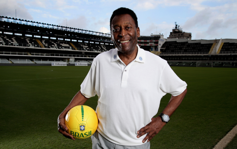 Os lances que provam que Rei Pelé é e sempre será o Rei do Futebol