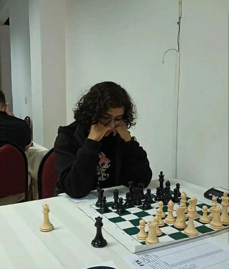 Por que torneios de xadrez importantes não são disputados com